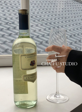 硬朗粗旷横竖交叉立体戒指