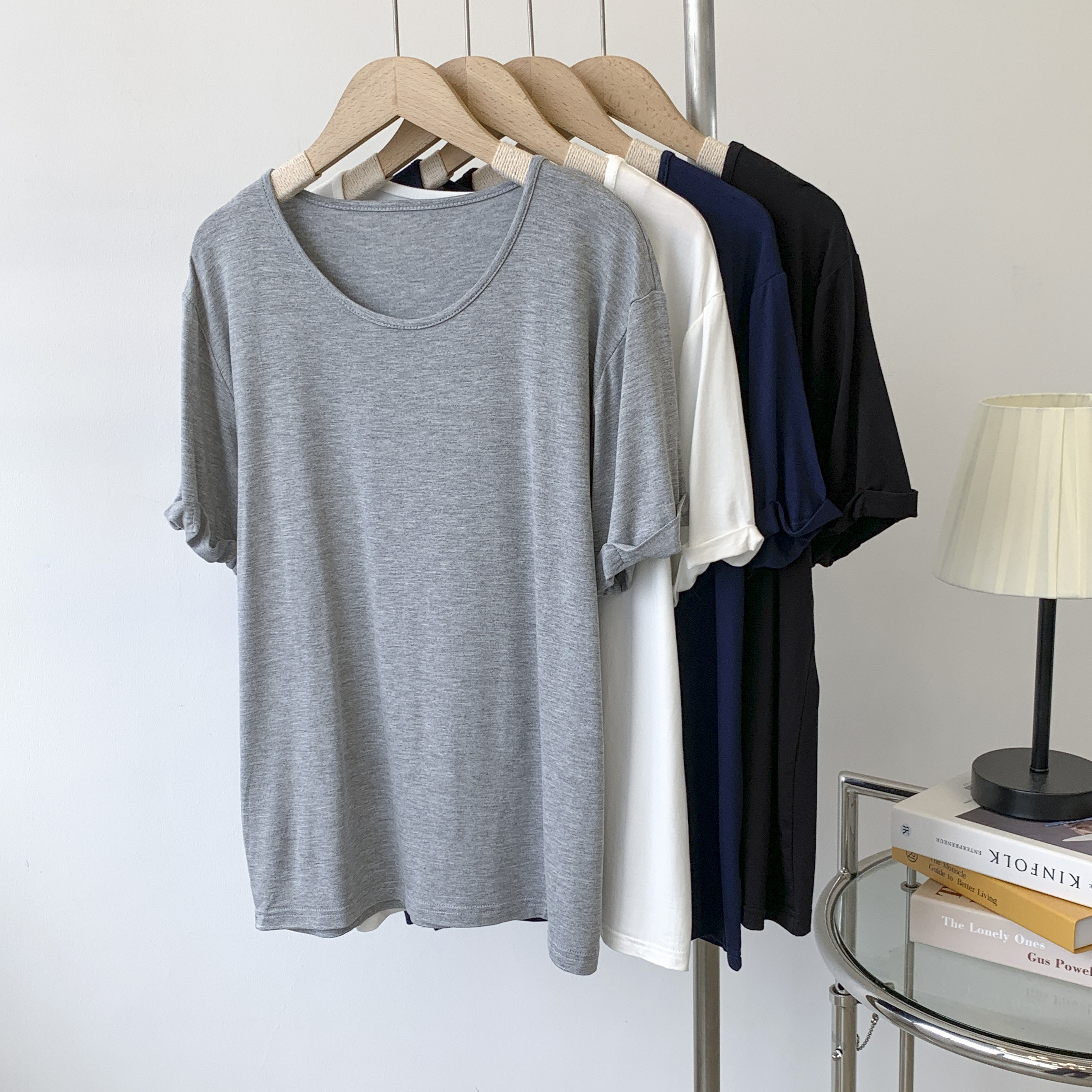 欧美风夏季简约圆领宽松纯色莫代尔卷边短袖T恤女纯色百搭打底衫,淘宝优惠券,粉丝福利购,淘宝优惠卷