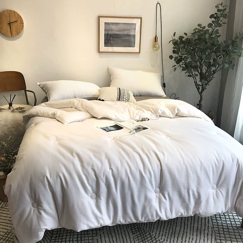 Универсальные два -матерь с четырьмя шестнадцатизаторами.