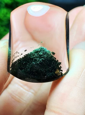 魅晶天然水晶晶体通透刚果绿幽灵墨绿色金字塔平安无事牌吊坠