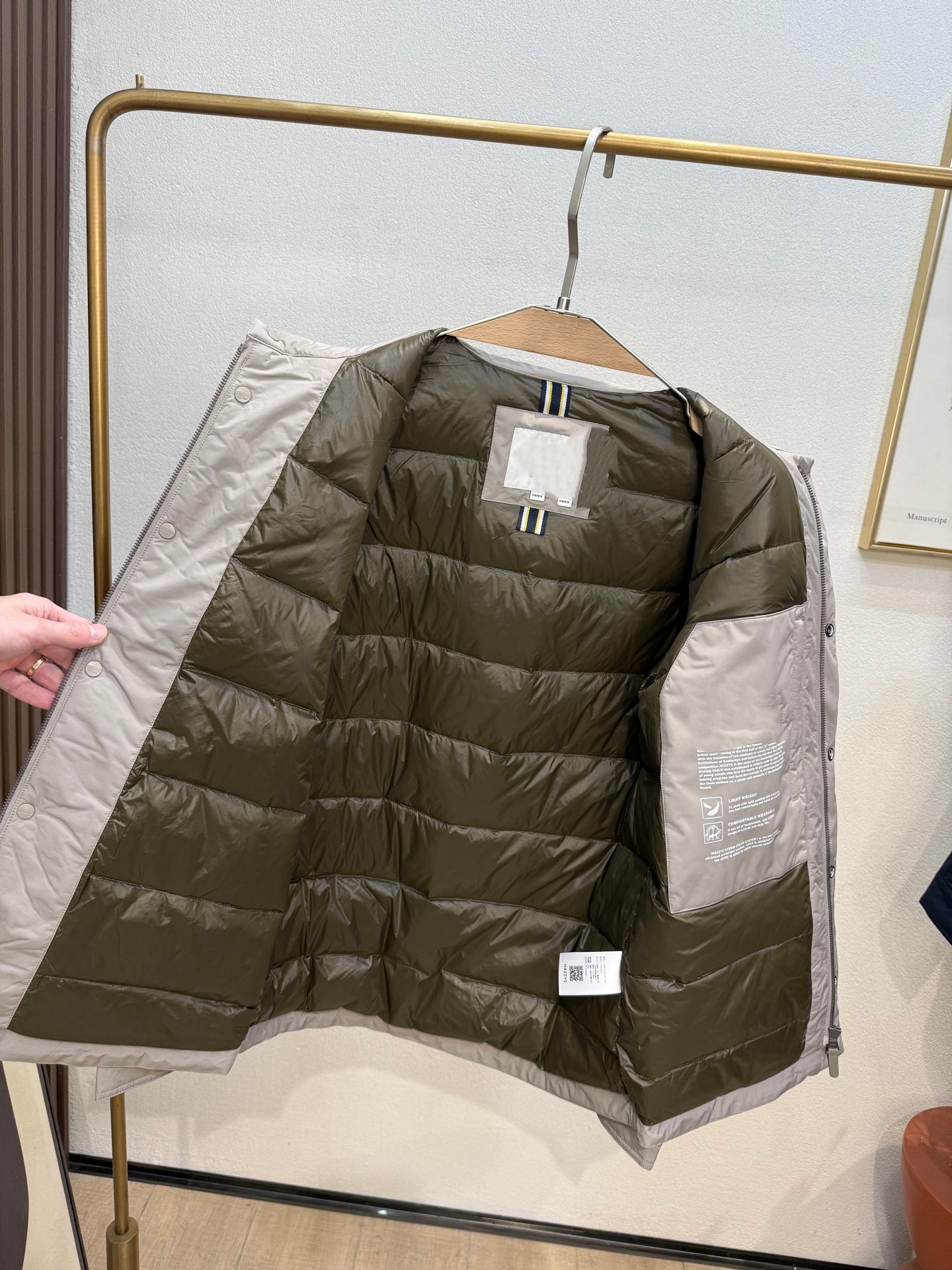 2025秋冬新款男士翻领外套休闲上衣羽绒服行政夹克上班族体制内 - 图1