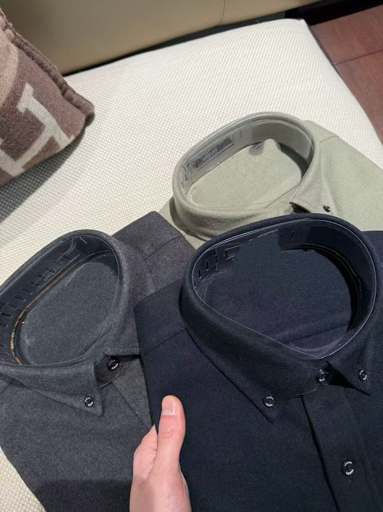 男士秋冬新款加厚长袖衬衫韩版宽松休闲纯色衬衣磨毛衬衣商务正装,淘宝优惠券,粉丝福利购,淘宝优惠卷