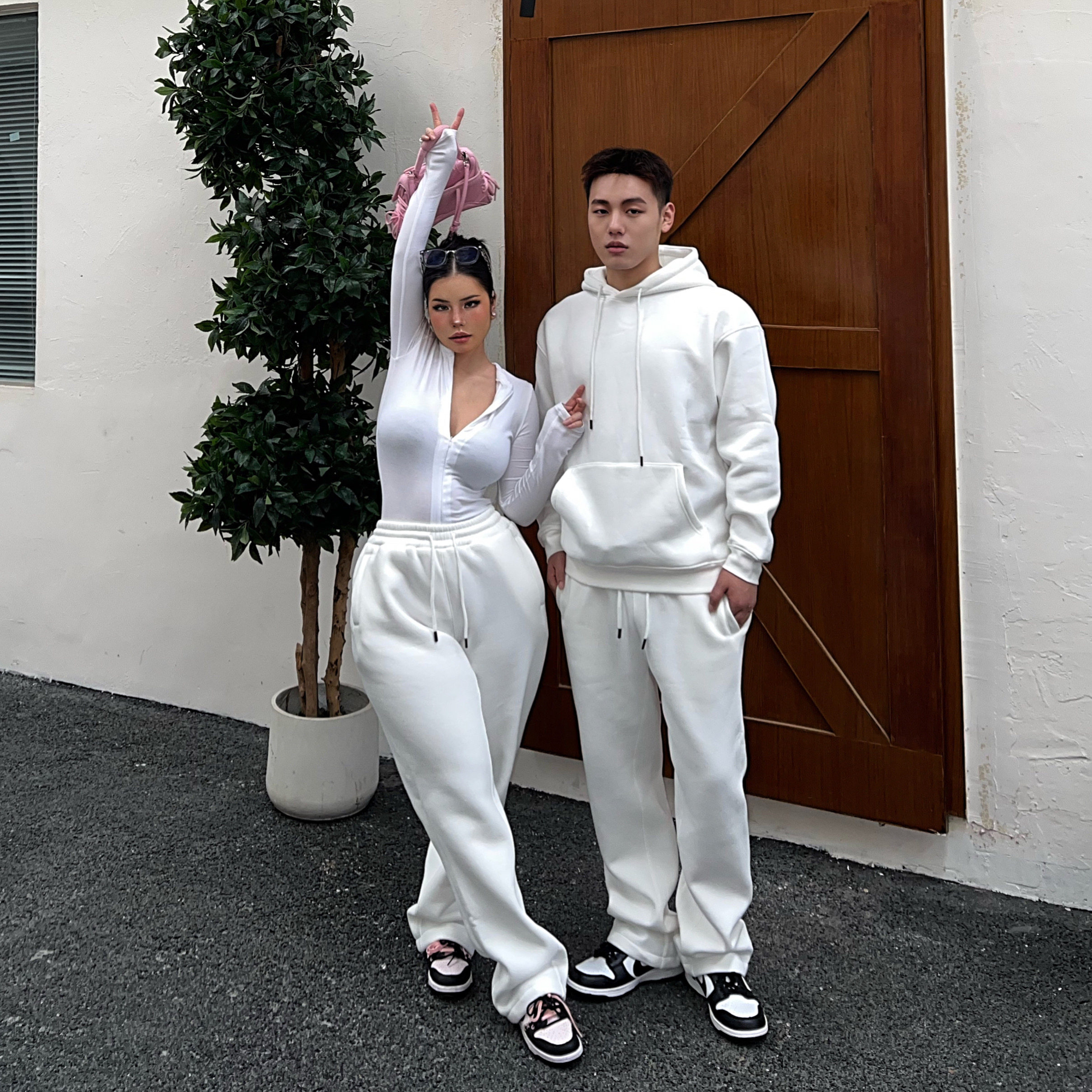 SYNEZS秋冬欧美男女百搭慵懒街头宽松运动加绒长裤阔腿直筒裤卫裤,淘宝优惠券,粉丝福利购,淘宝优惠卷