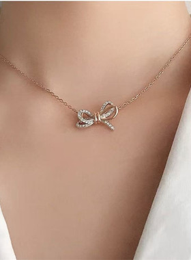 祖母绿红蓝宝石女项链