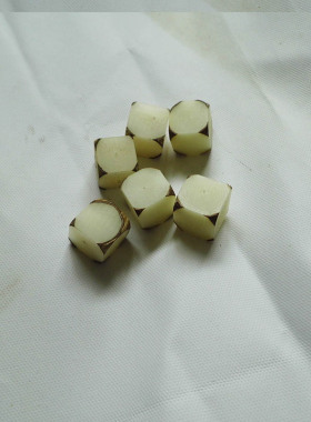 白色玲珑正方体菩提子成品包邮