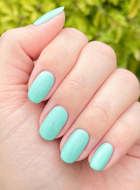 ESSIE薄荷绿指甲油显白糖果色