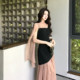 Muzi Li's Li ອອກແບບ dress stitching