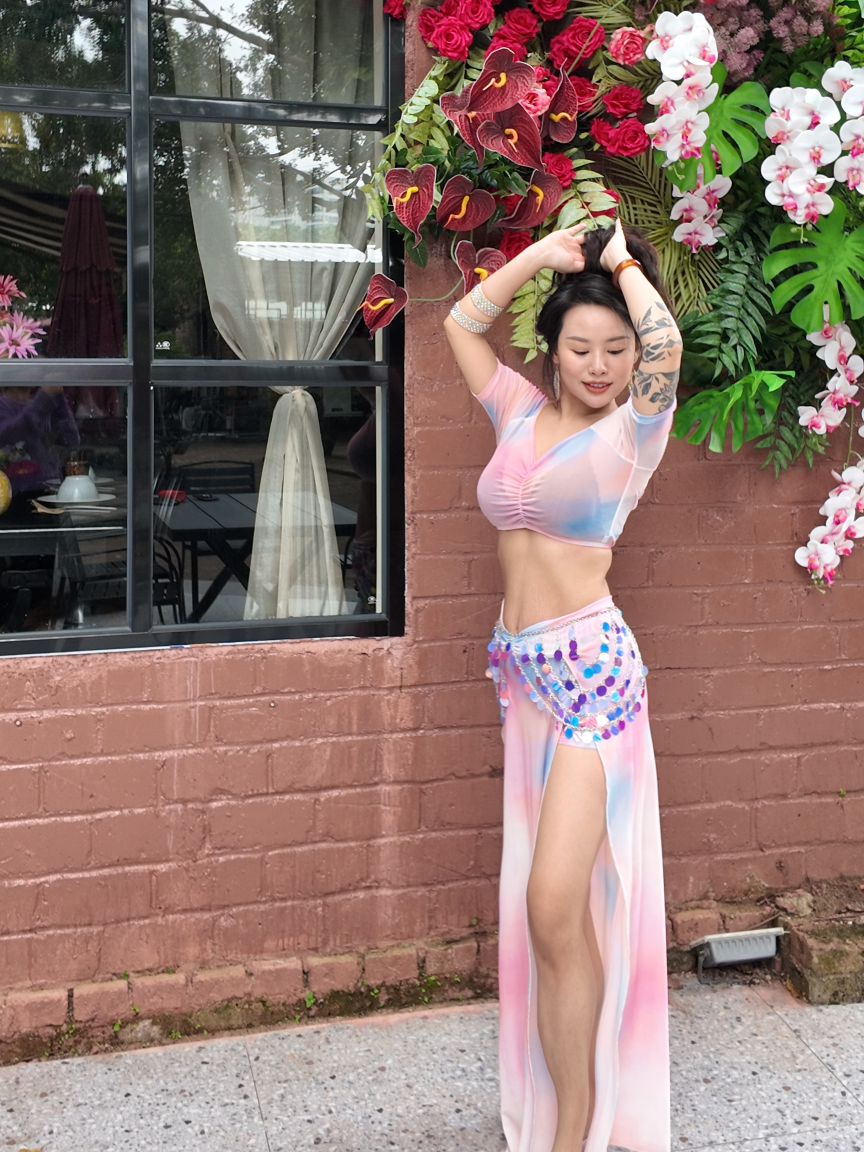 2025新款肚皮舞演出服高级表演出服显瘦套装扎染色长裙网纱练功服,淘宝优惠券,粉丝福利购,淘宝优惠卷