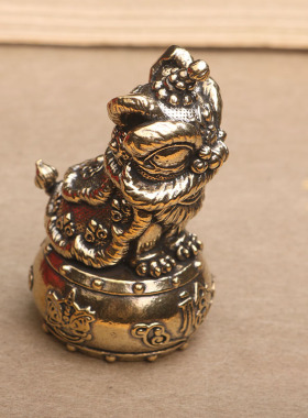 黄铜醒狮摆件家居客厅装饰品