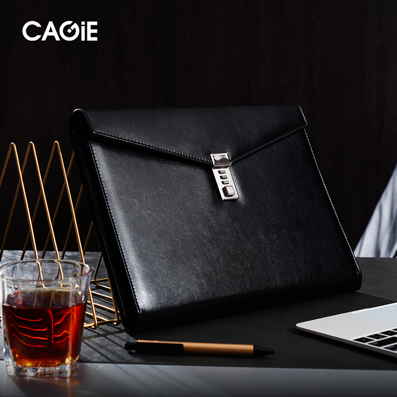 CAGIE/卡杰男士商务A4文件包资料夹办公用品皮质密码锁会议公文包简约文件袋大容量资料收纳袋经理夹可定制