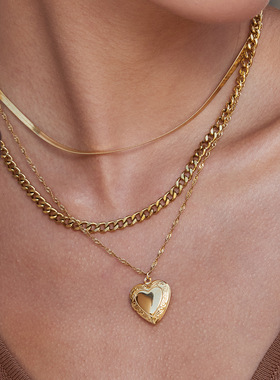 欧美开合钛钢爱心项链轻奢高级感不锈钢饰品不掉色锁骨链