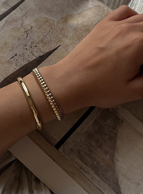 欧美不锈钢手镯女不掉色轻奢高级感饰品爆款钛钢手饰