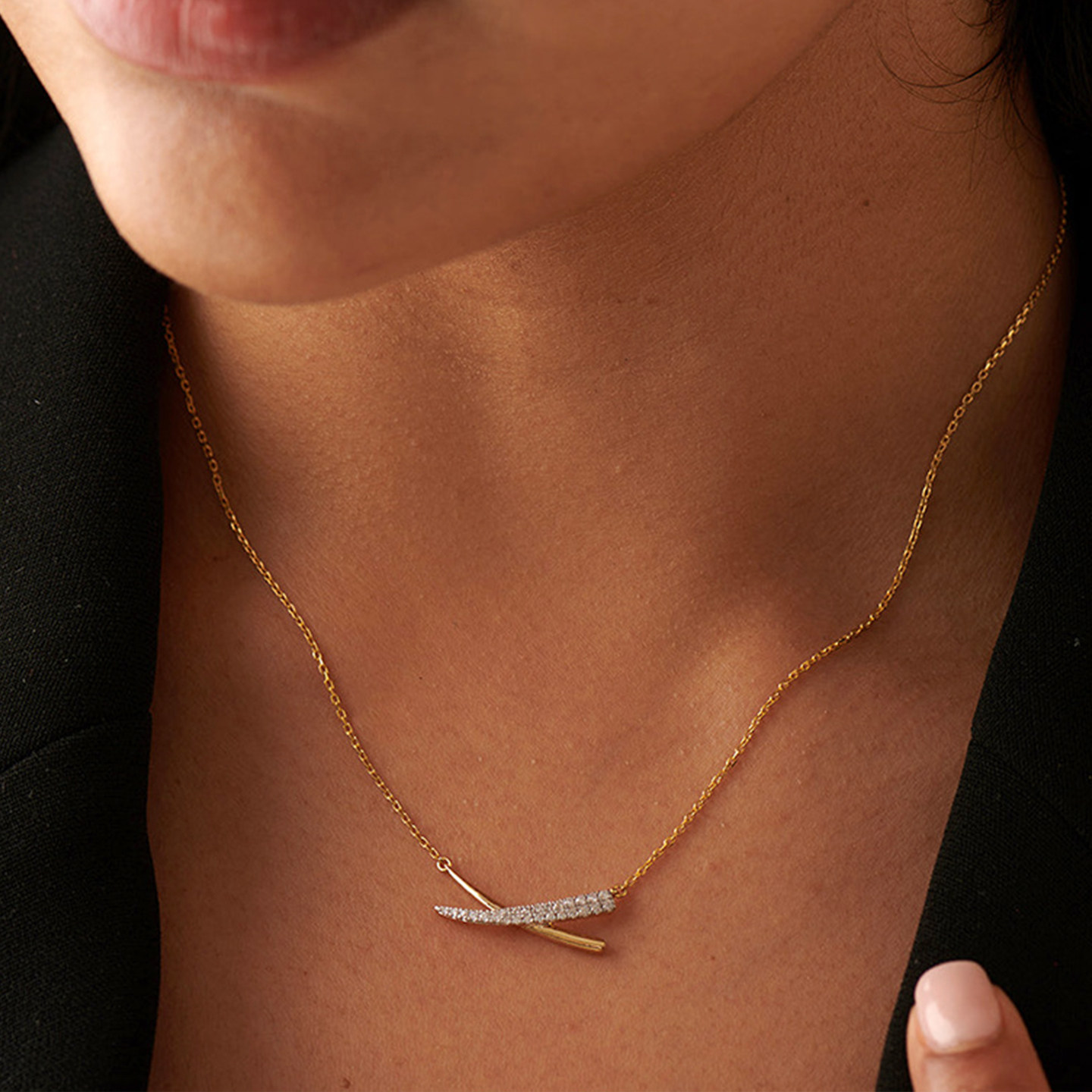 JILIFANG 通体S925银微镶5A高碳满钻交叉X线条精致礼物项链锁骨链,淘宝优惠券,粉丝福利购,淘宝优惠卷