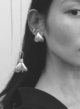 韩国设计mona同款大桃心吊坠简约潮银色立体心形爱心坠毛衣链项链