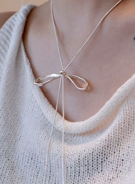 JILIFANG 金属ins风优雅银色蝴蝶吊坠抽拉可调节长款项链毛衣链