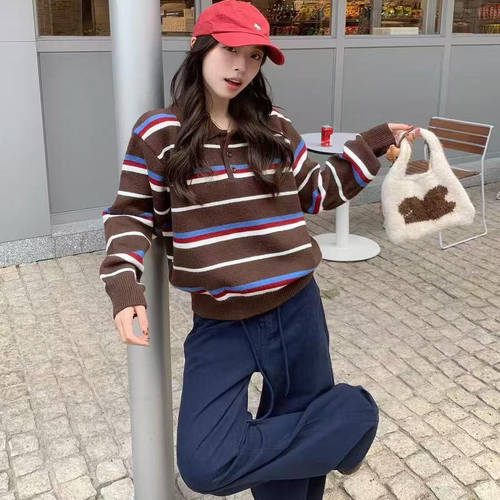 【蜜蜂欢乐社】-二茵ERYN秋冬新款撞色套头条纹POLO领针织衫 - 图2