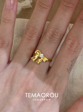 金色绑带蝴蝶结戒指轻奢小众时尚