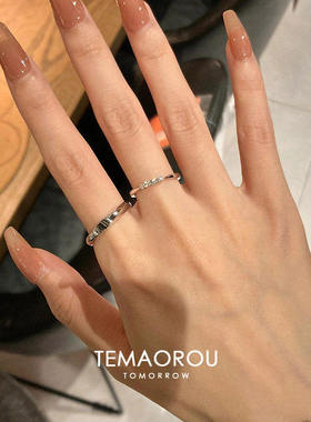 银色素圈戒指小众设计轻奢高级感