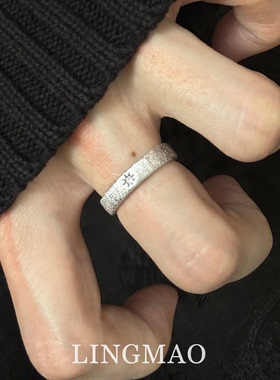 银色素圈戒指小众设计高级感轻奢