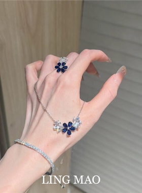 银色爆闪双生花朵戒指轻奢高级感