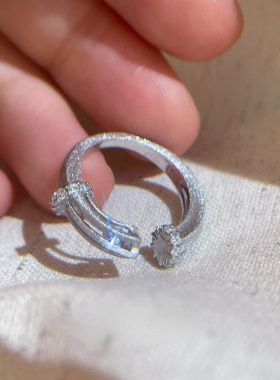 S925纯银清冷感双头闪钻星星戒指