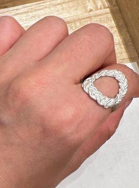 日式复古银拉丝麻花镂空椭圆戒指