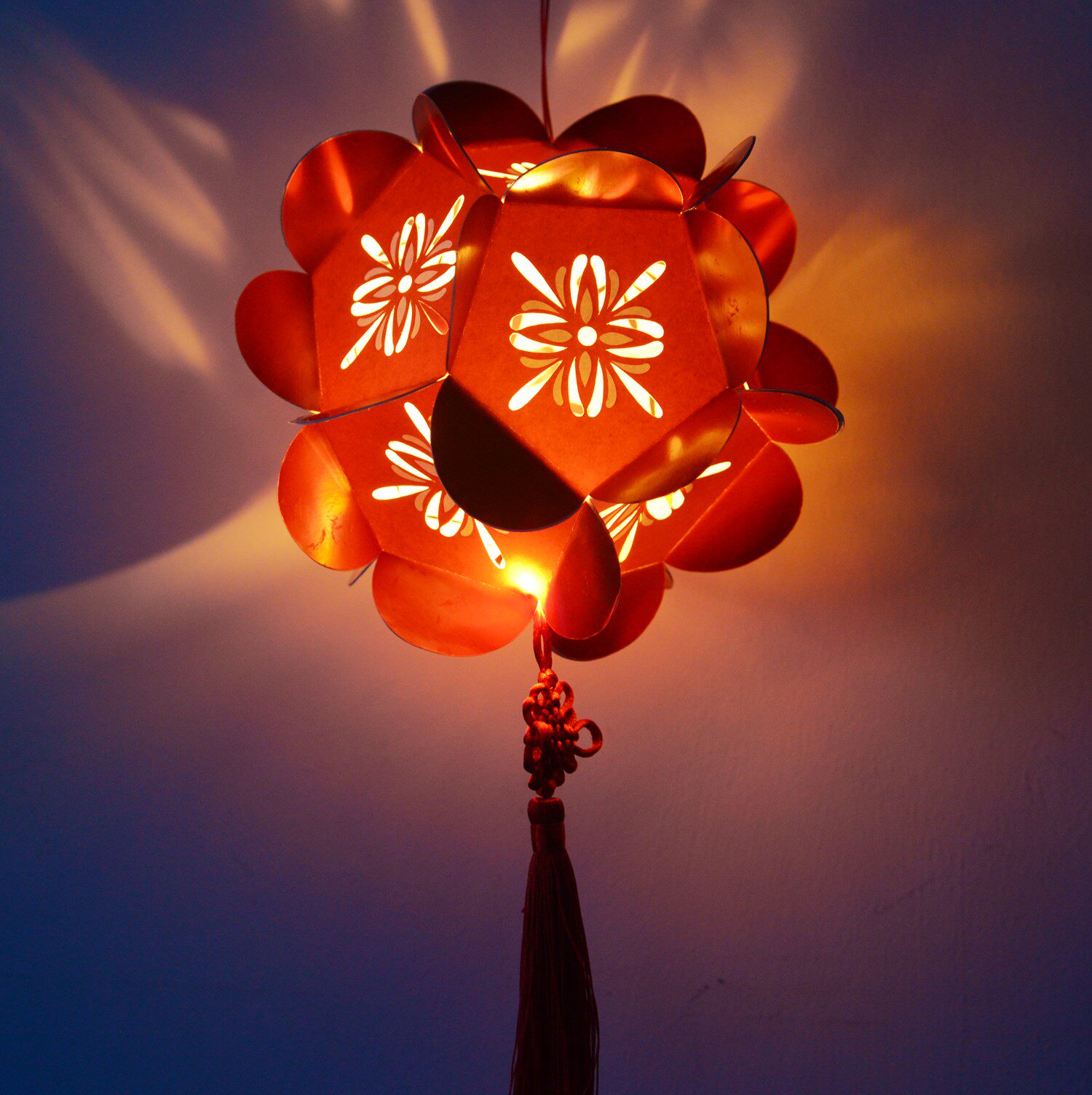 中秋节传统2018儿童手工灯笼制作diy材料包手提发光玩具绣球