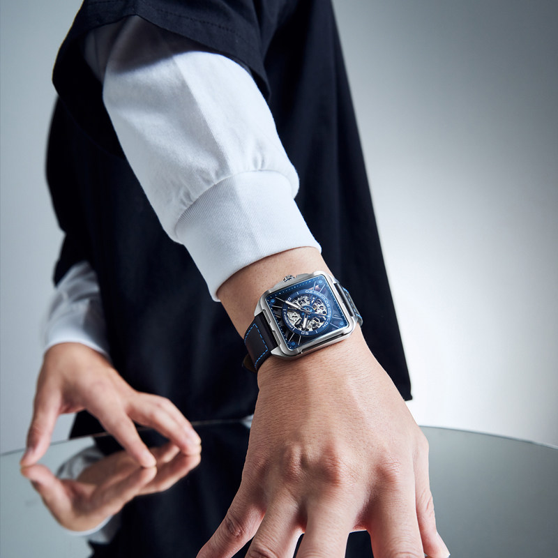 罗西尼官方旗舰机械男表全镂空方形运动夜光男士腕表122465