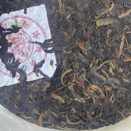 南峤普洱茶叶麒麟吐玉勐海熟饼普洱熟茶饼经典乔木老熟茶重磅分享 - 图3