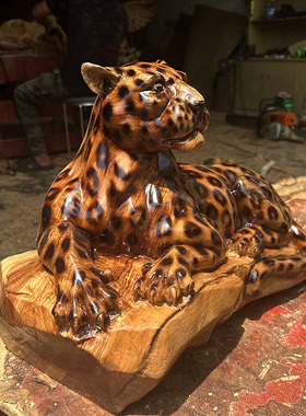 香樟根雕豹子一夜暴富雪豹手工摆件实木雕刻生肖送礼家居装饰摆件