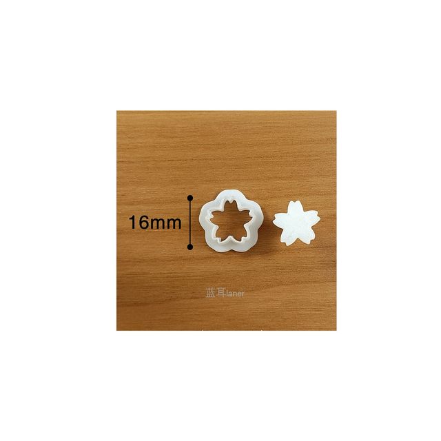 Various plant flowers and leaves Japanese style and fruit molds