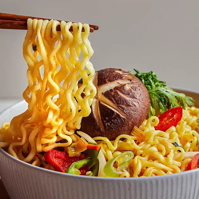 Korean imported tumbler Korean real ramen instant noodles