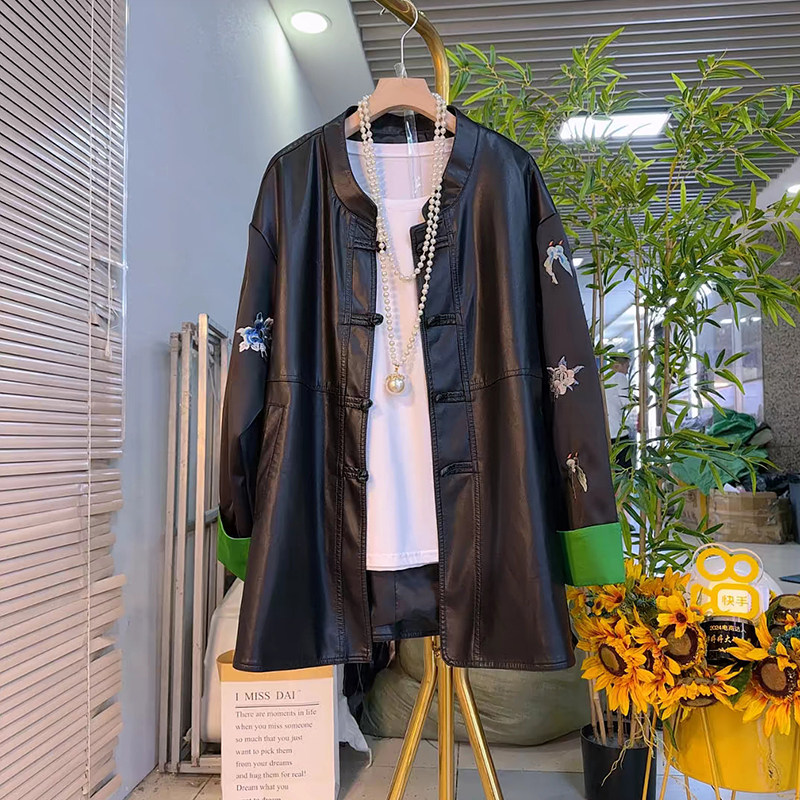 大码女装拼色袖口蝴蝶长袖PU皮盘扣外套胖妹妹欧洲站洋气显瘦上衣,淘宝优惠券,粉丝福利购,淘宝优惠卷