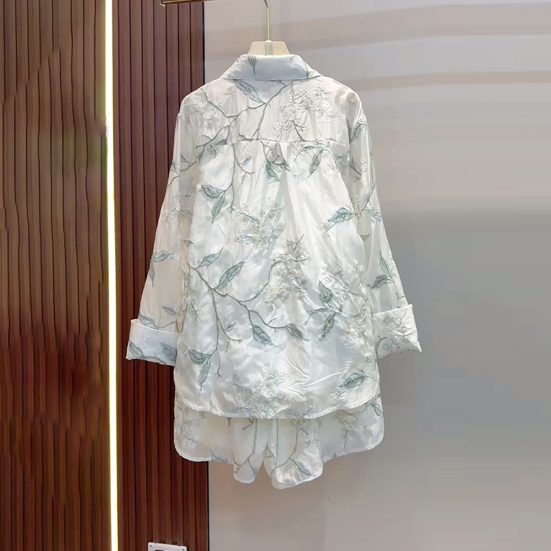 加肥胖妹妹翻领长袖防晒衬衫短裤大码女装韩版夏季款显瘦两件套潮 - 图0
