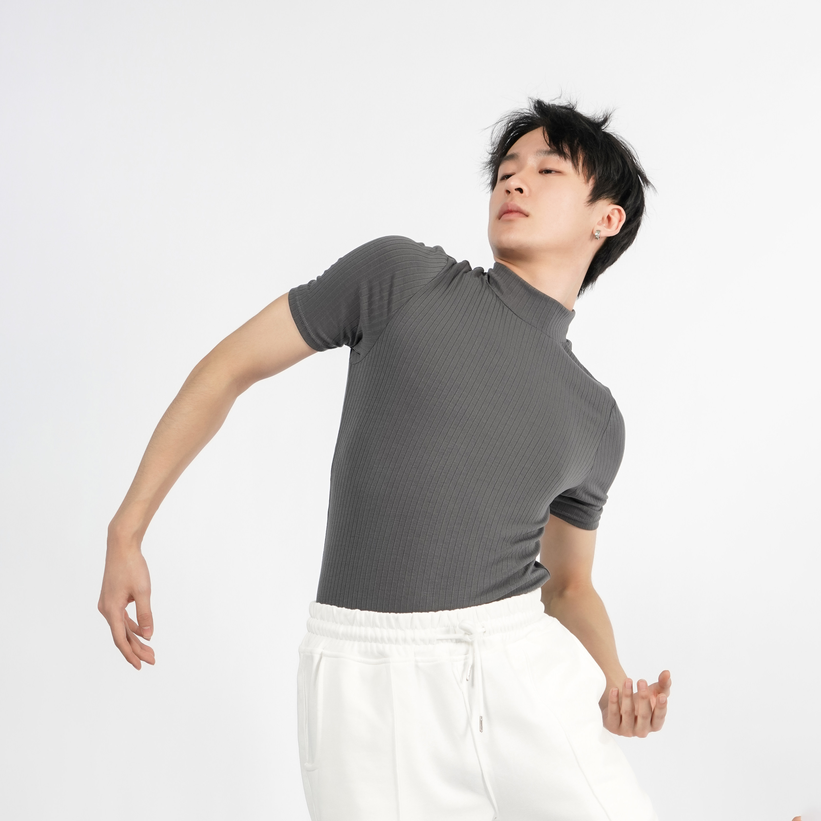 涂一TH356现代舞练功服男夏季短袖舞蹈服紧身T恤黑色瑜伽运动上衣,淘宝优惠券,粉丝福利购,淘宝优惠卷