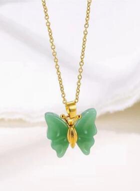 仿24k黄金镶仿玉石蝴蝶吊坠女