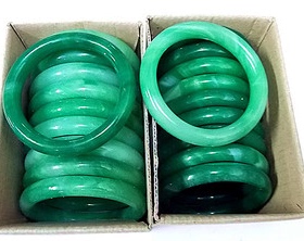 玻璃仿玉玛瑙手镯厂直销