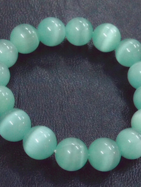 猫眼石绿色珠子手串