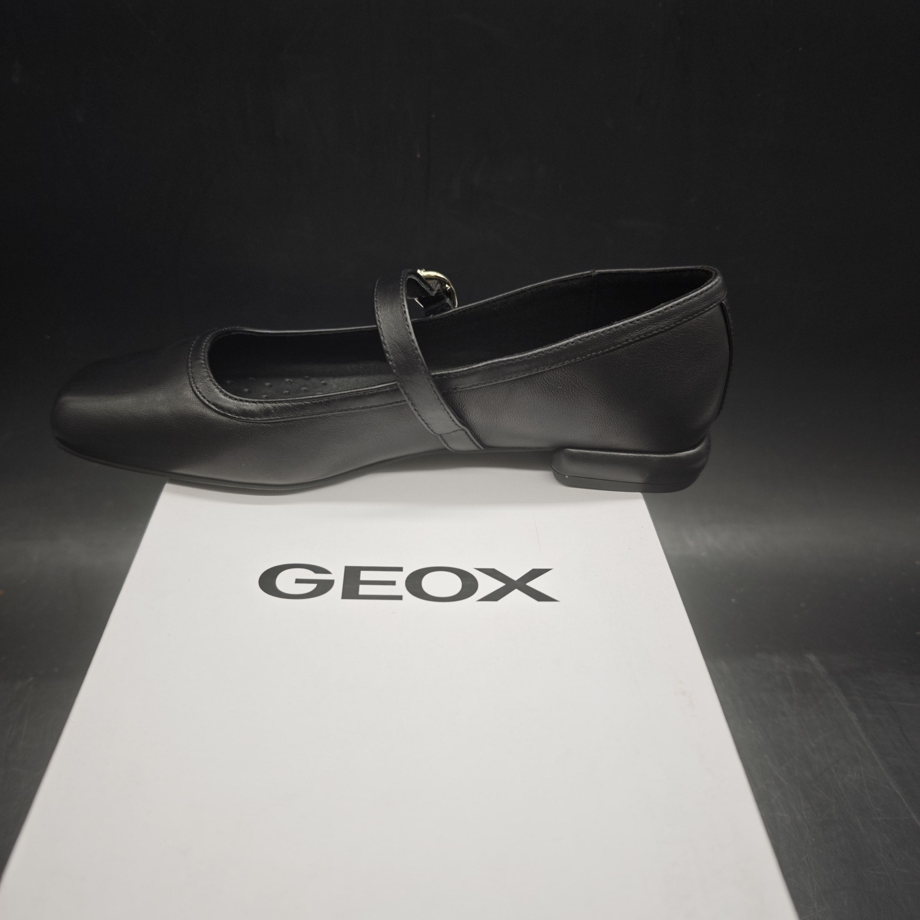 35码专柜撤柜25年新品Geox健乐士女鞋舒适百搭透气单鞋153049,淘宝优惠券,粉丝福利购,淘宝优惠卷