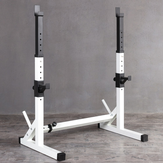 Adjustable home fitness equipment squat rack