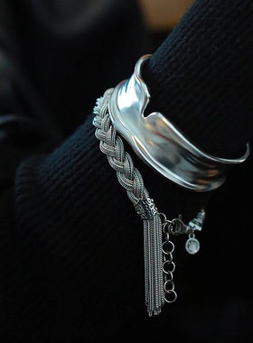 精致雾面V形宽手镯女小众设计