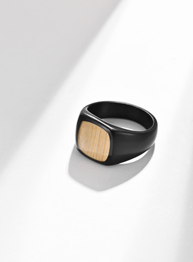 欧美街头潮范钛钢镀18K金镶嵌木皮潮男戒指环 方形镶木纹大号扳指