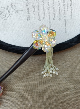 水晶花朵发簪女高级感大号后脑勺盘发发饰头饰米黄花朵流苏发簪