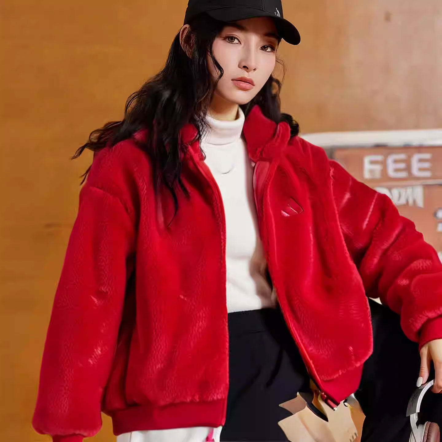 阿迪达斯红色运动套装女装26新年款两面穿人造毛连帽外套直筒长裤,淘宝优惠券,粉丝福利购,淘宝优惠卷