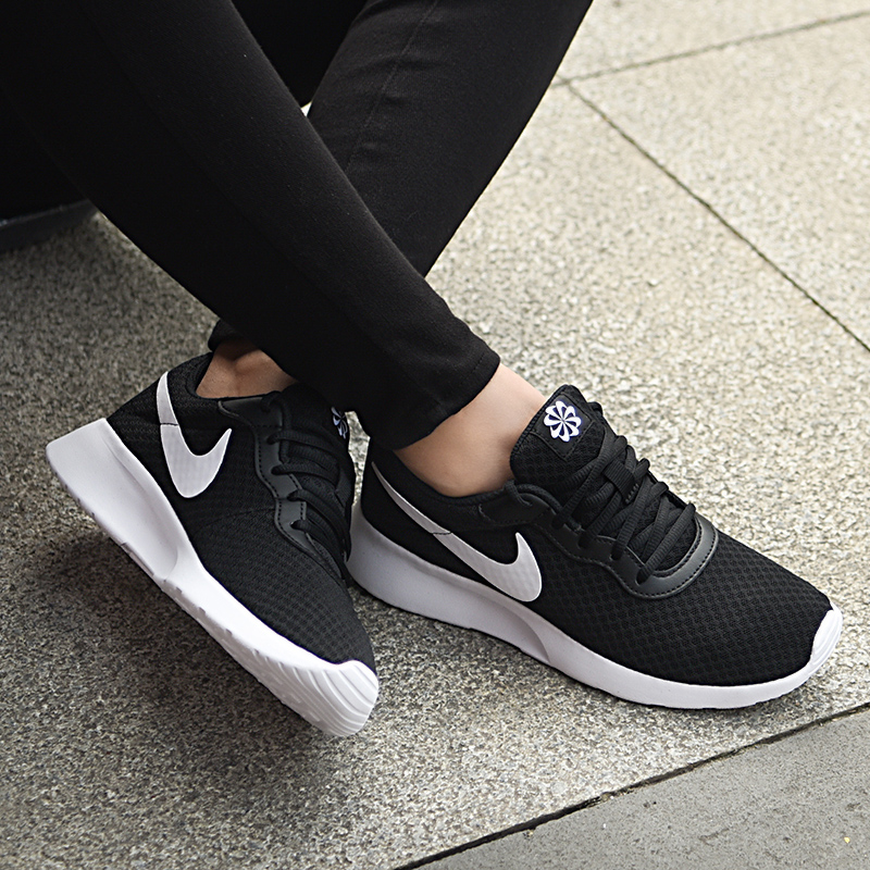 Nike耐克女鞋运动鞋2024夏季新款TANJUN透气耐磨跑步鞋DJ6257-004 - 图0