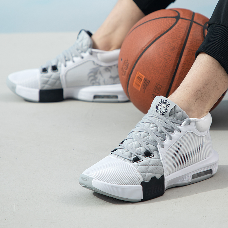 耐克NIKE男鞋新款运动鞋日常轻便休闲鞋比赛训练实战耐磨篮球鞋