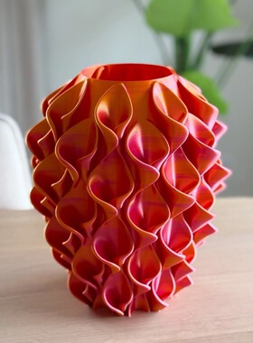 独立站新款3D Printed Red Gold Flower Vase 家居3D打印花瓶红金
