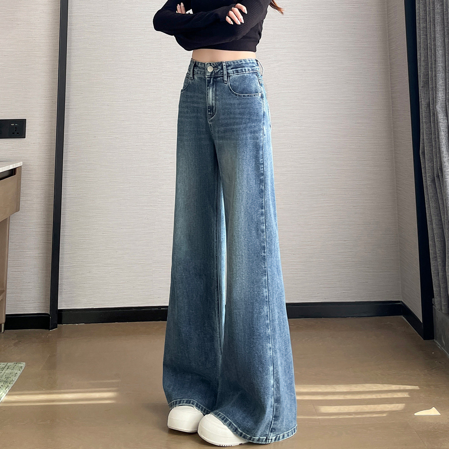 微喇牛仔裤女2026新款高腰设计垂感宽松复古不贴腿宽松阔腿喇叭裤,淘宝优惠券,粉丝福利购,淘宝优惠卷