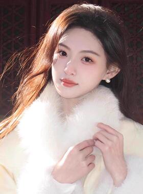 新中式贵气磁吸白色毛毛领子配大衣配饰围脖女冬季保暖氛围感围巾