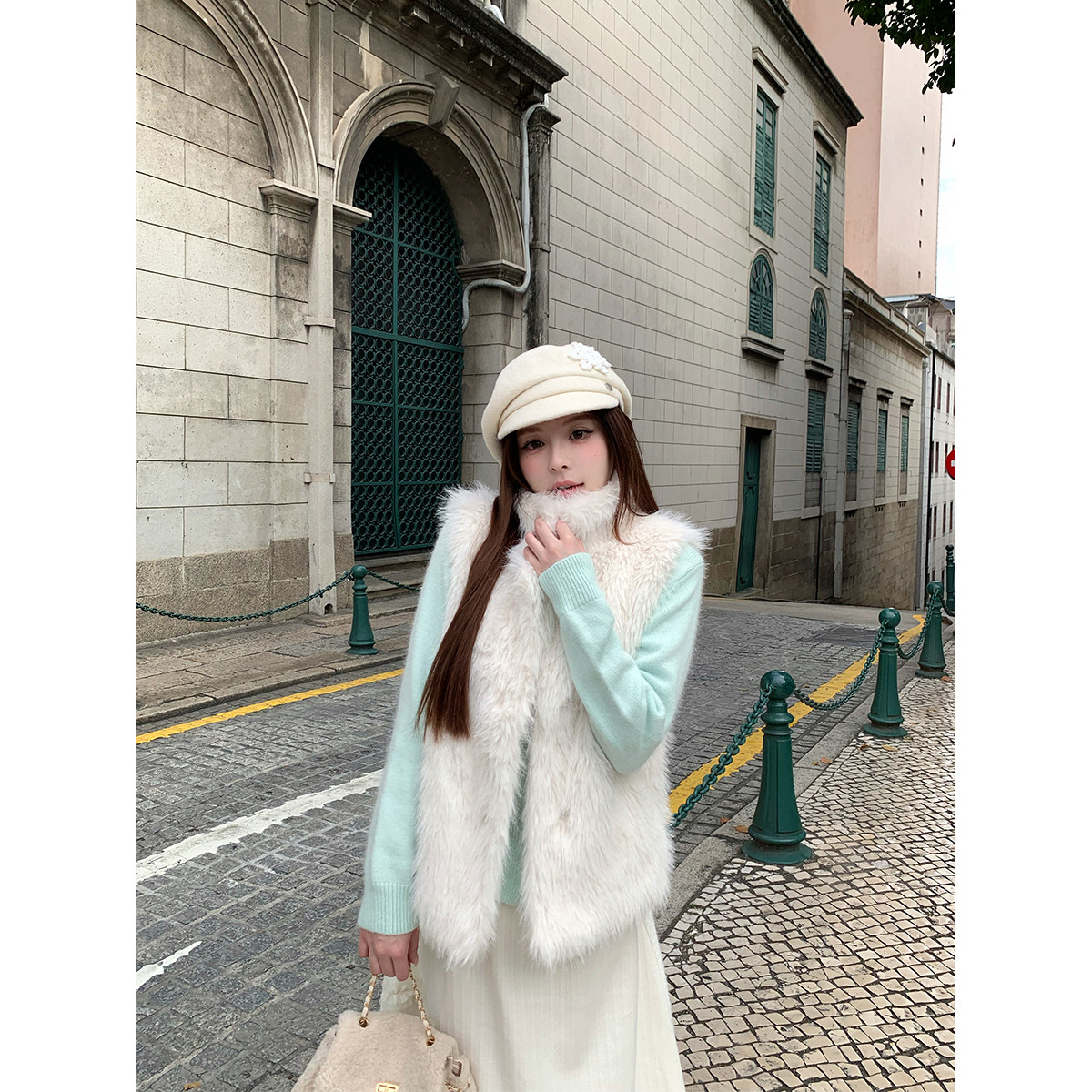 安妮不火 chao藏肉!软糯立领毛毛皮草马甲女微胖大码无袖毛绒外套,淘宝优惠券,粉丝福利购,淘宝优惠卷